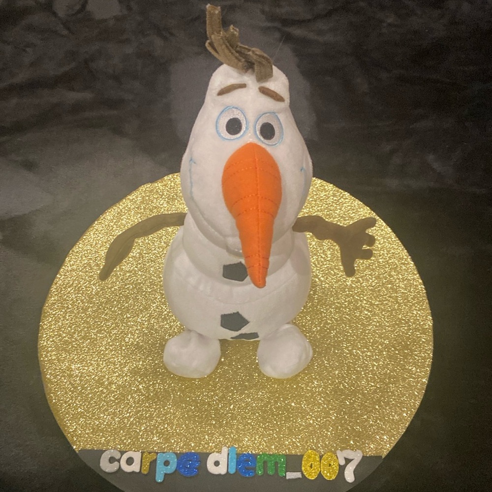 🍭❄️⛄️ Authentic original Disney parks Frozen Olaf plush
